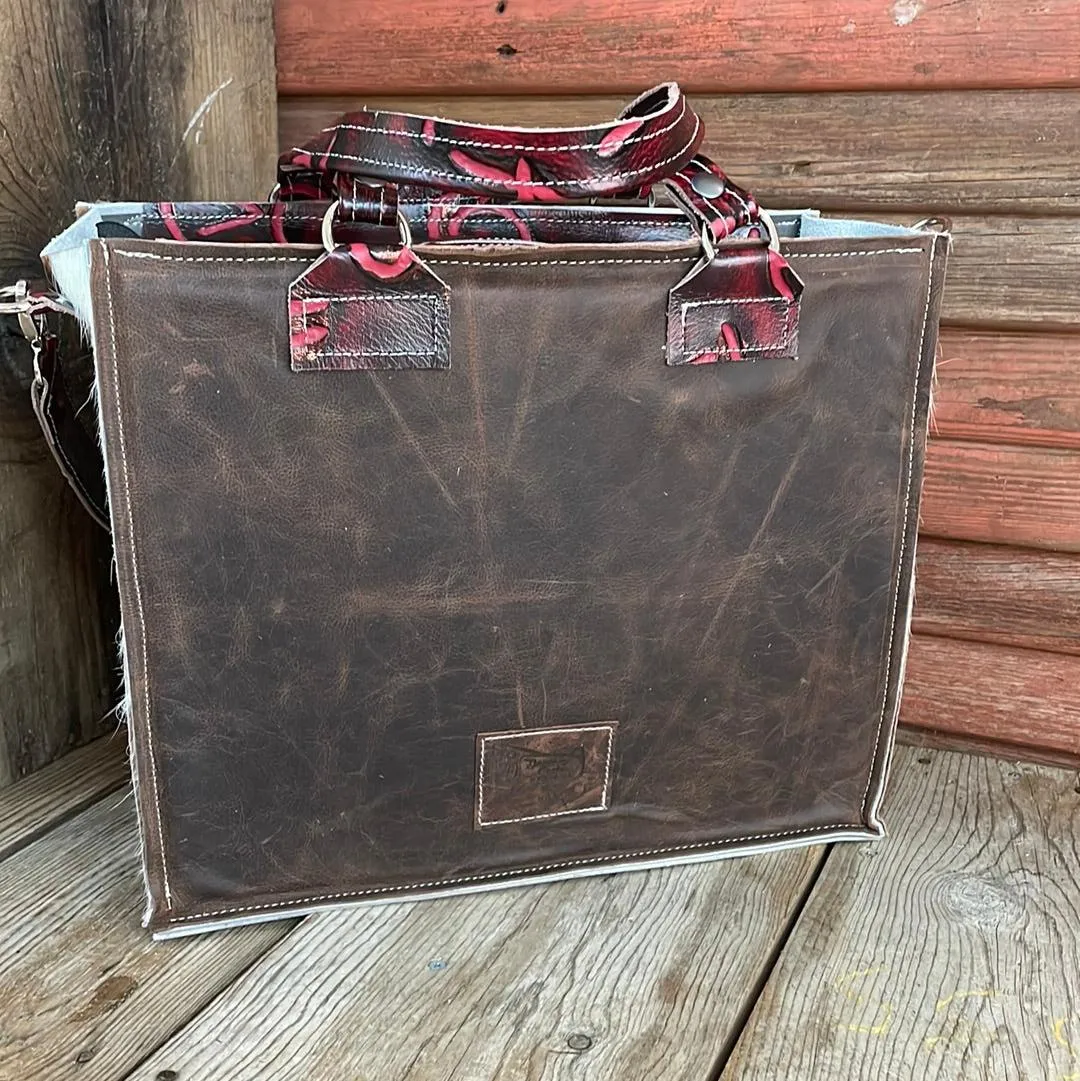 011 Clerk - Tricolor w/ Red Brands