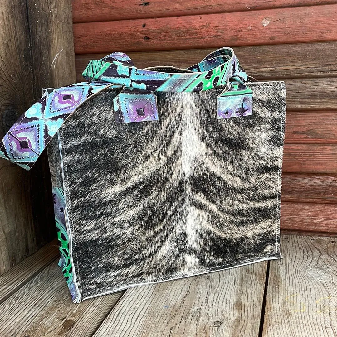 065 Clerk - Brindle w/ 90's Party
