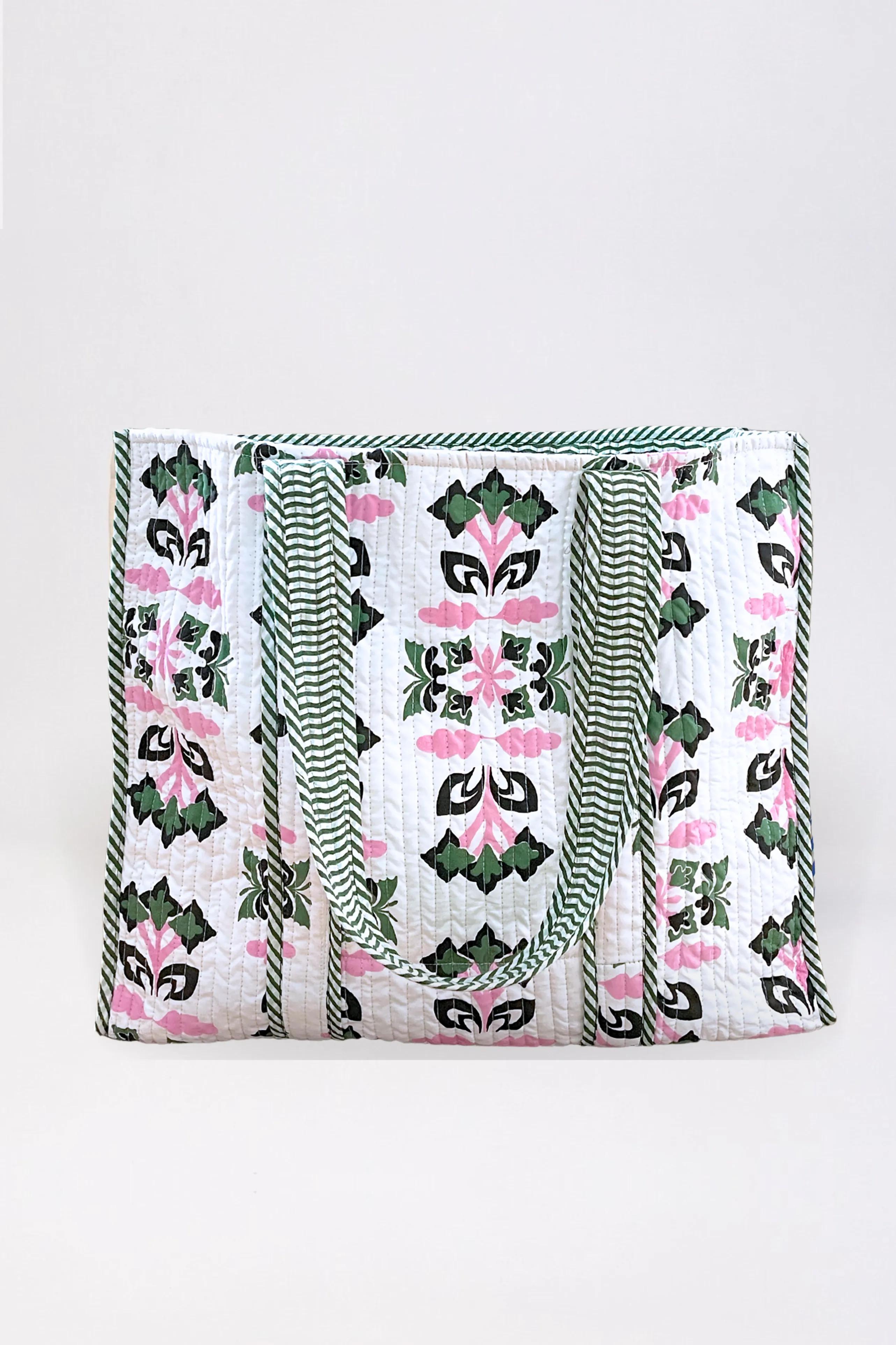 1395 Voyager Tote