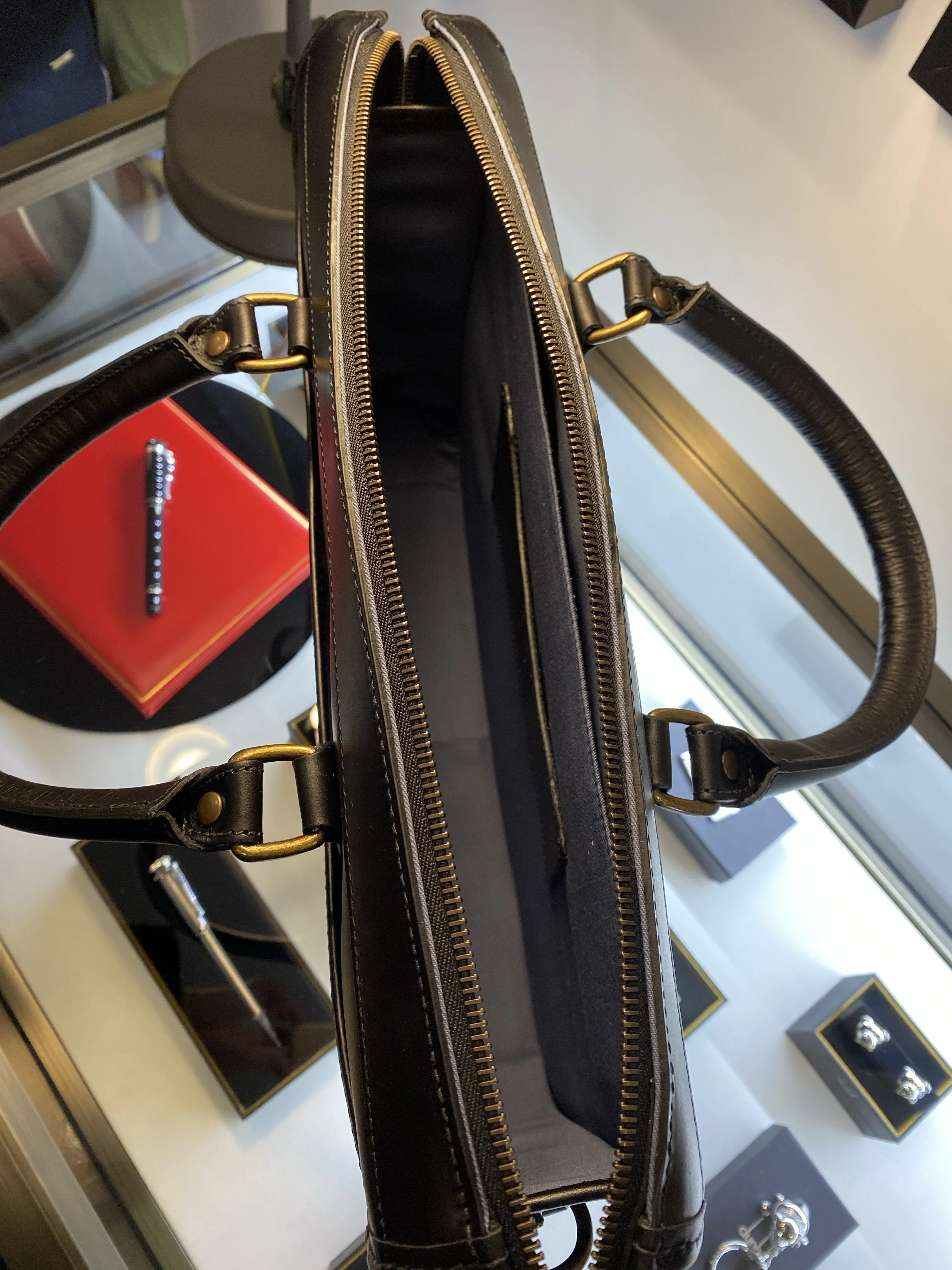 Bahrain | Tusting Marston Small Leather Briefcase