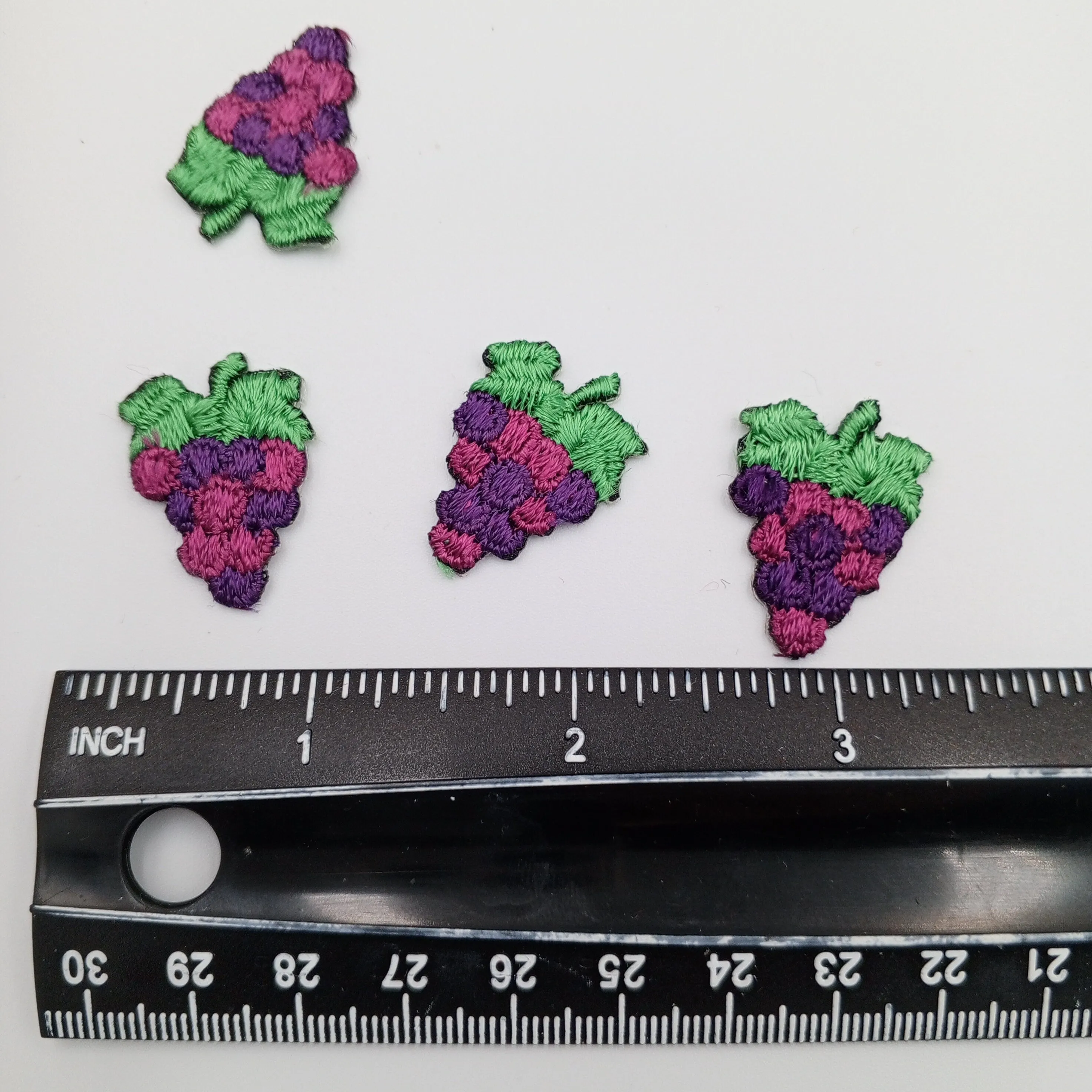Iron on Grapevine Berries Patches Purple Berry Fruit Appliques Embroidery Grape Clusters Patch Motif Embellishments for Bags Jackets #358