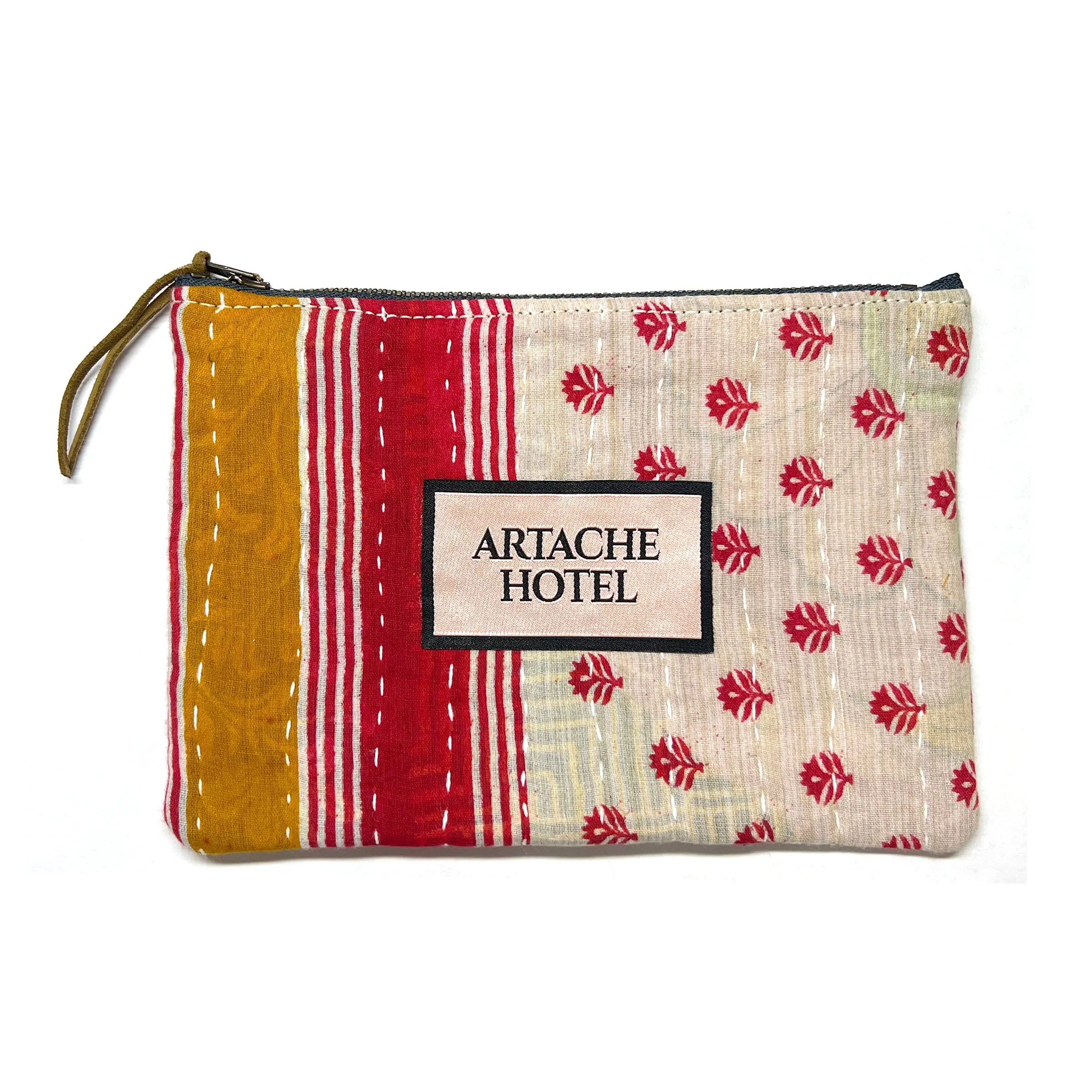 POUCH 0010