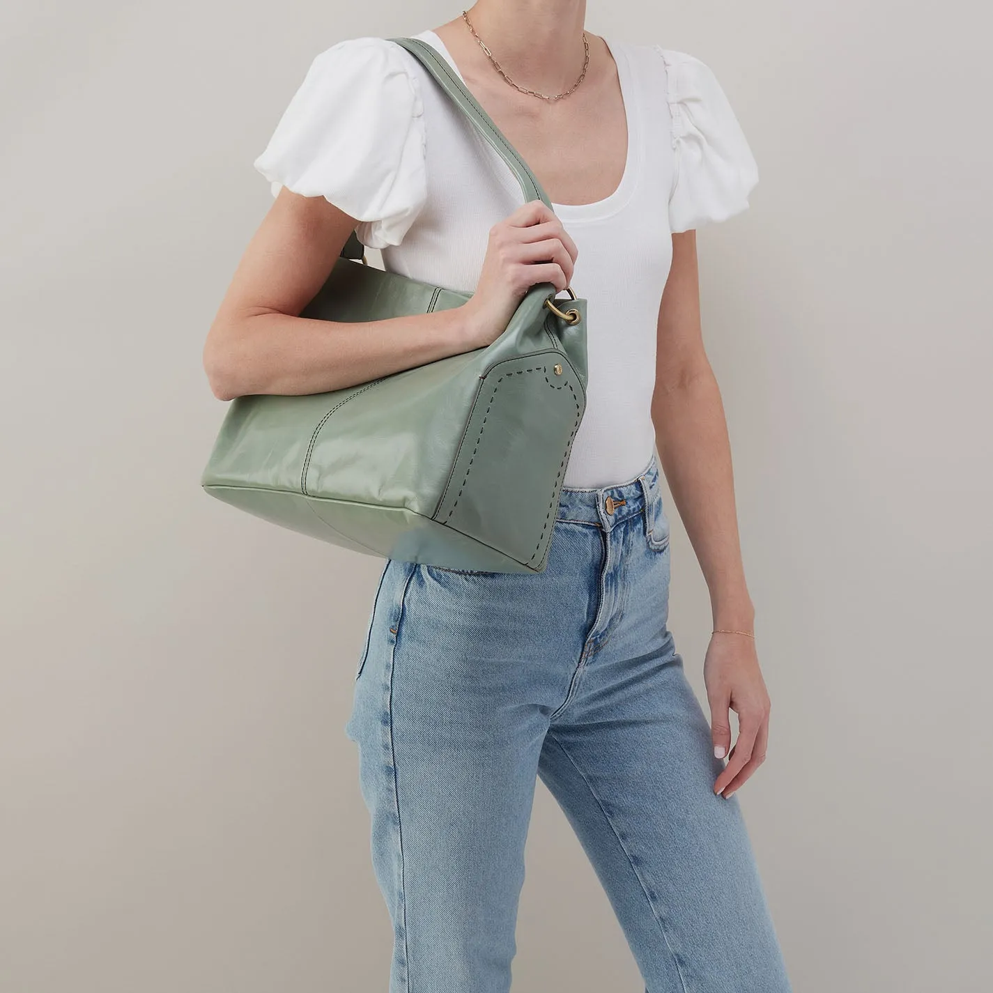 Seneca Shoulder Bag In Polished Leather - Jade