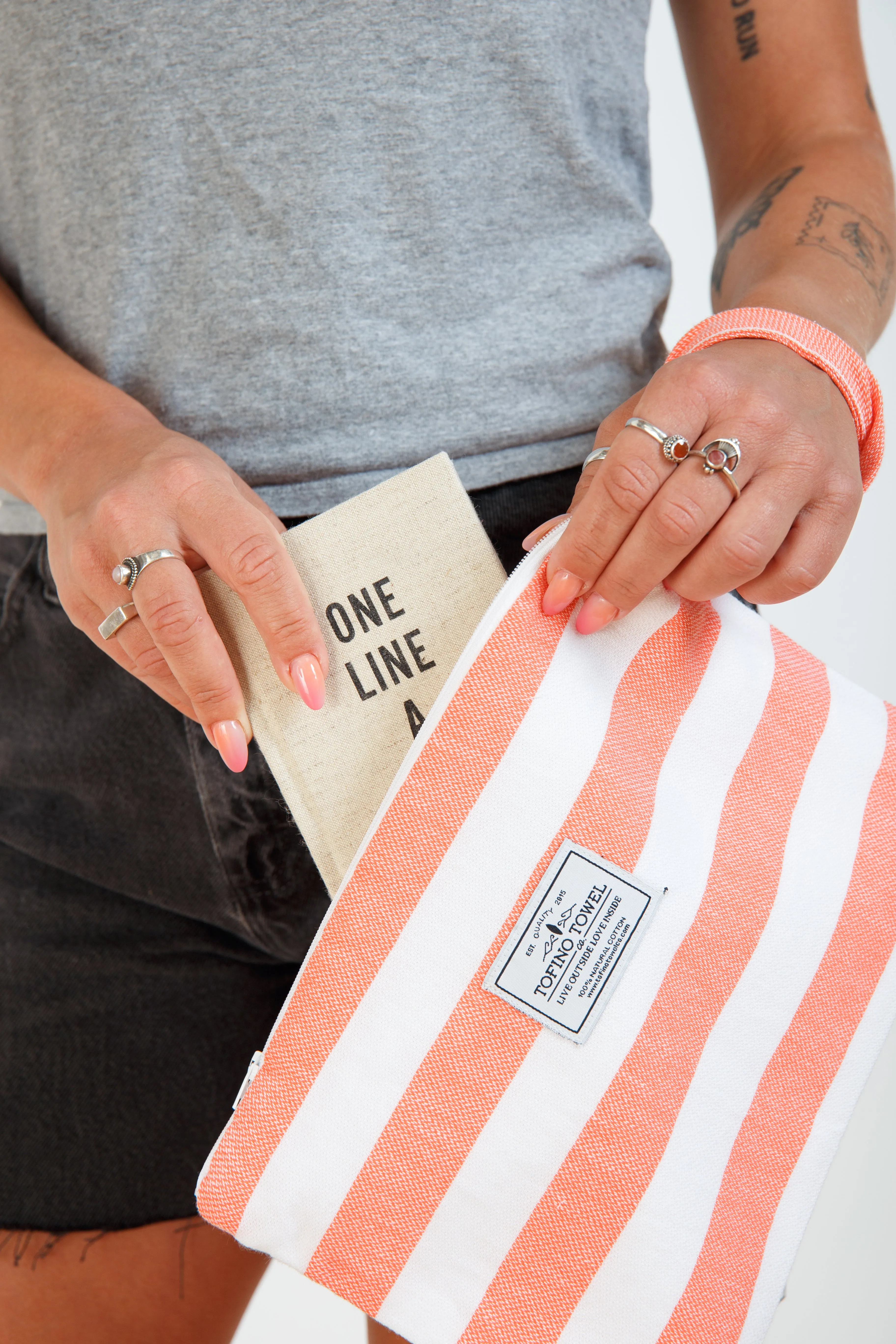 Tofino Towel Mira wet Dry Zip Pouch - Small